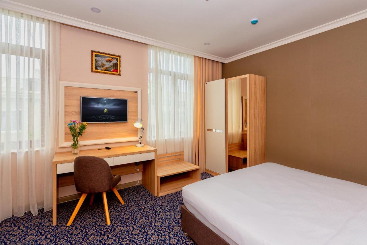 Hotel Golden 4*
